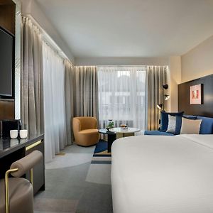 Sheraton Zürich Neues Schloss Hotel
